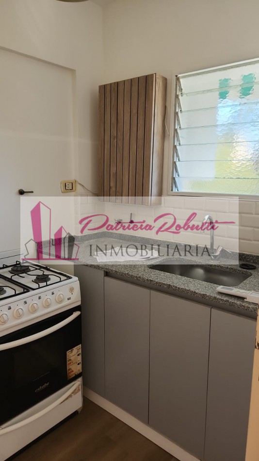 EN VENTA DEPARTAMENTO 2 AMBIENTES CON BALCON Y BAULERA EN CABALLITO.