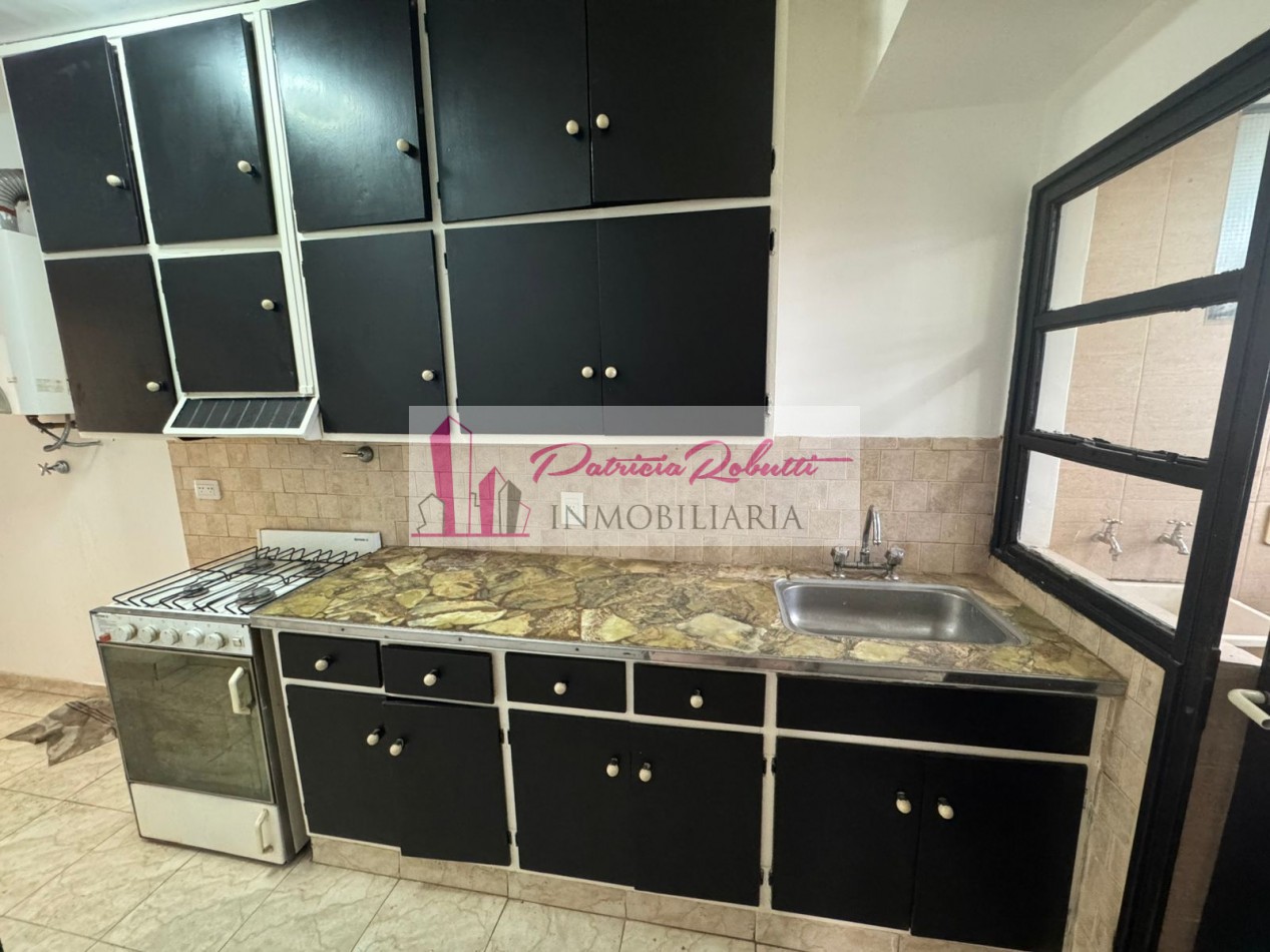 EN VENTA DEPARTAMENTO 4 AMBIENTES CON COCHERA -VILLA CELINA.