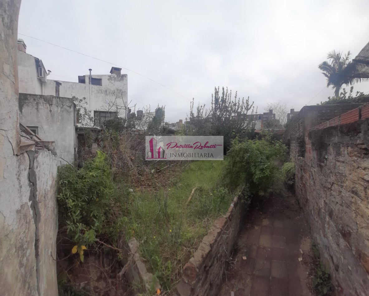 EN VENTA CASA CON LOTE LIBRE TERRENO EN VILLA LUGANO