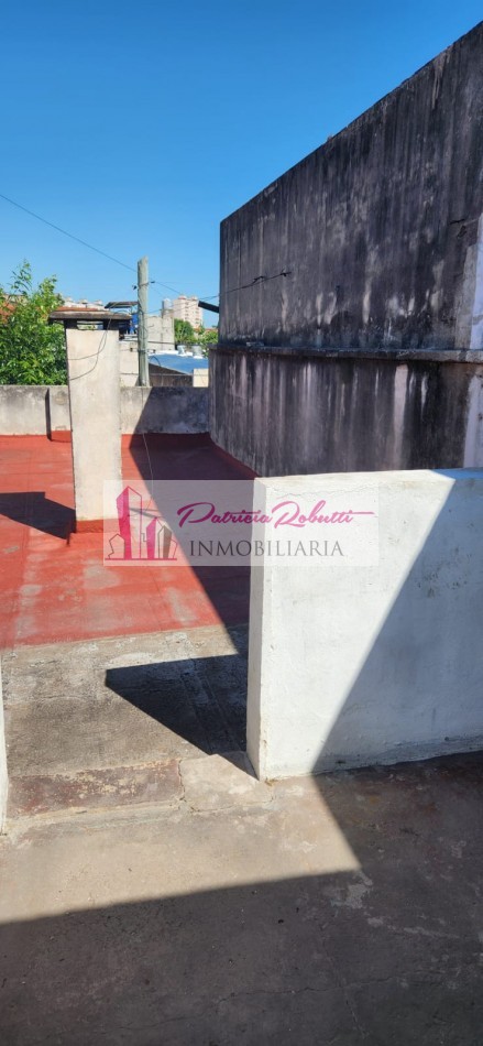 Se vende Ph al frente 3 ambientes con terraza (mas espacio aereo para edificar) Villa Celina