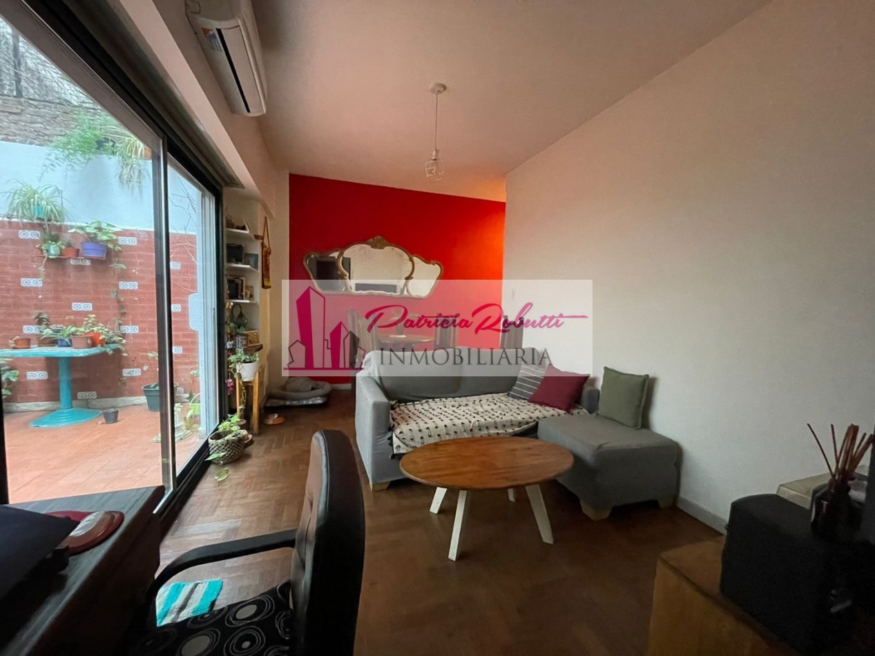 EN VENTA PH 2 AMBIENTES CON 2 PATIOS EN CABALLITO NORTE
