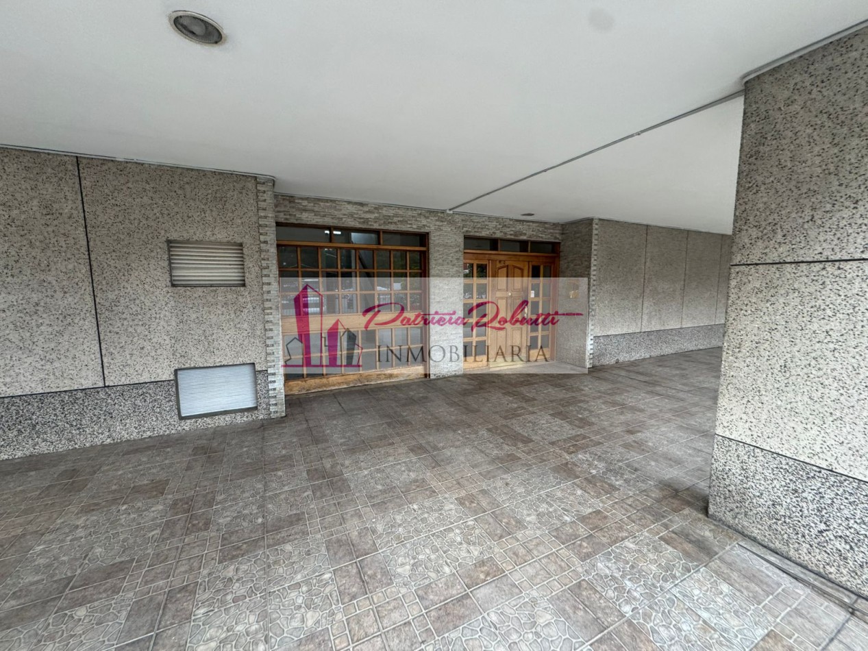 EN VENTA DEPARTAMENTO 4 AMBIENTES CON COCHERA -VILLA CELINA.