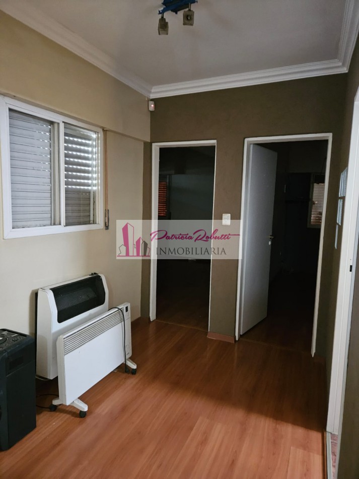 EN VENTA CASA 4 AMBIENTES CON PISCINA, PATIO, TERRAZA Y GARAGE VILLA MADERO