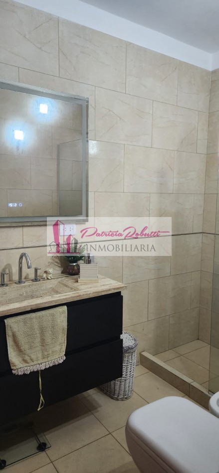 EN VENTA DEPARTAMENTO 4 AMBIENTES CON BALCON Y COCHERA- BARRIO GENERAL PAZ- VILLA CELINA