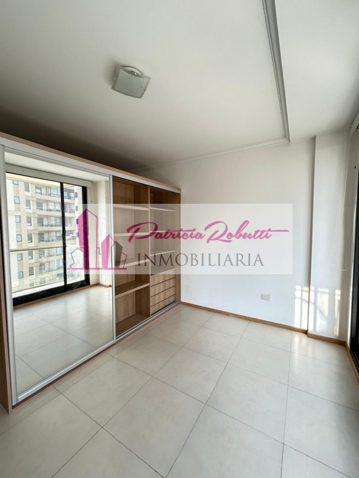 EN VENTA MONOAMBIENTE CONTRAFRENTE CON SUM Y LAUNDRY. CABALLITO NORTE