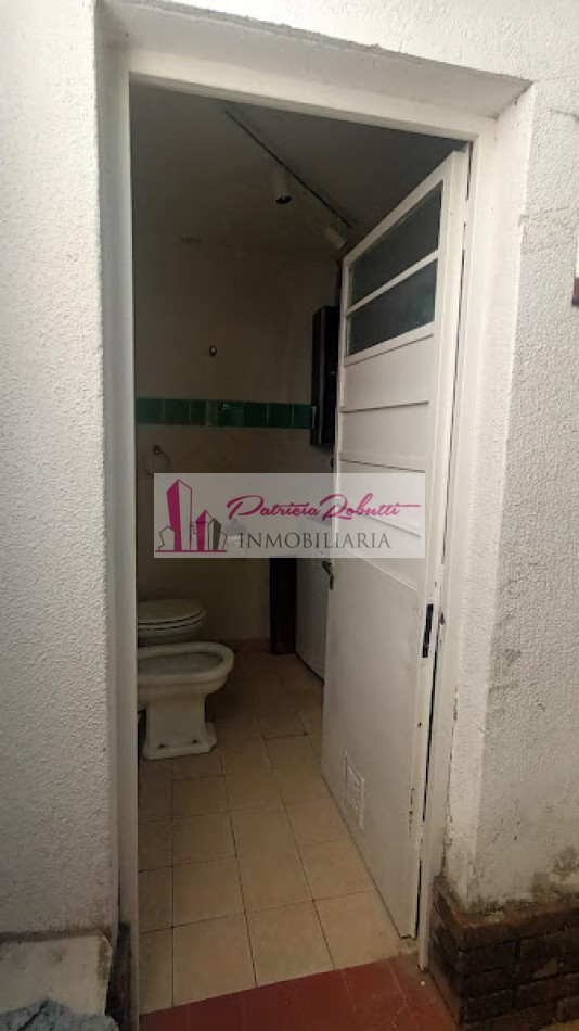 EN VENTA CASA 5 AMBIENTES CON LOTE EN VILLA CELINA ZONA OESTE LA MATANZA