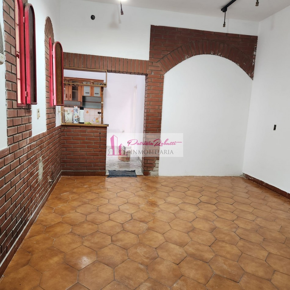 SE ALQUILA LOCAL COMERCIAL CON DEPOSITO EN VILLA CELINA