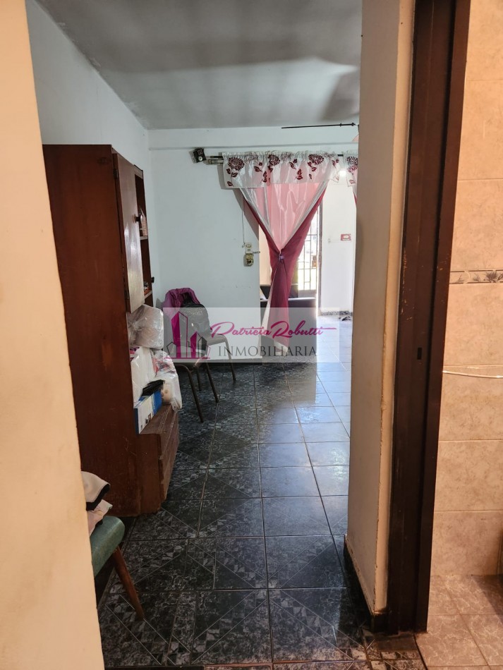 EN VENTA CASA MULTIFAMILIAR EN VILLA CELINA OPORTUNIDAD
