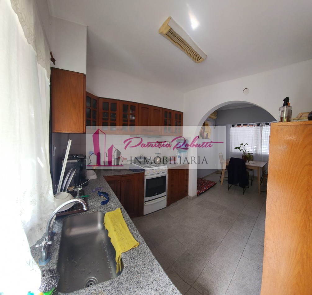 EN VENTA PH 3 AMBIENTES CON PATIO Y TERRAZA EN VILLA CELINA. 