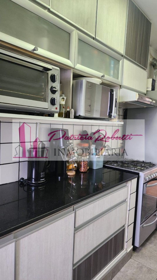 EN VENTA DEPARTAMENTO 3 AMBIENTES CON COCHERA -VILLA CELINA.