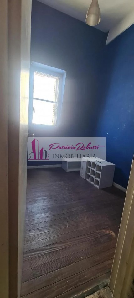 EN VENTA DEPARTAMENTO 2 AMBIENTES EN SAN CRISTOBAL.