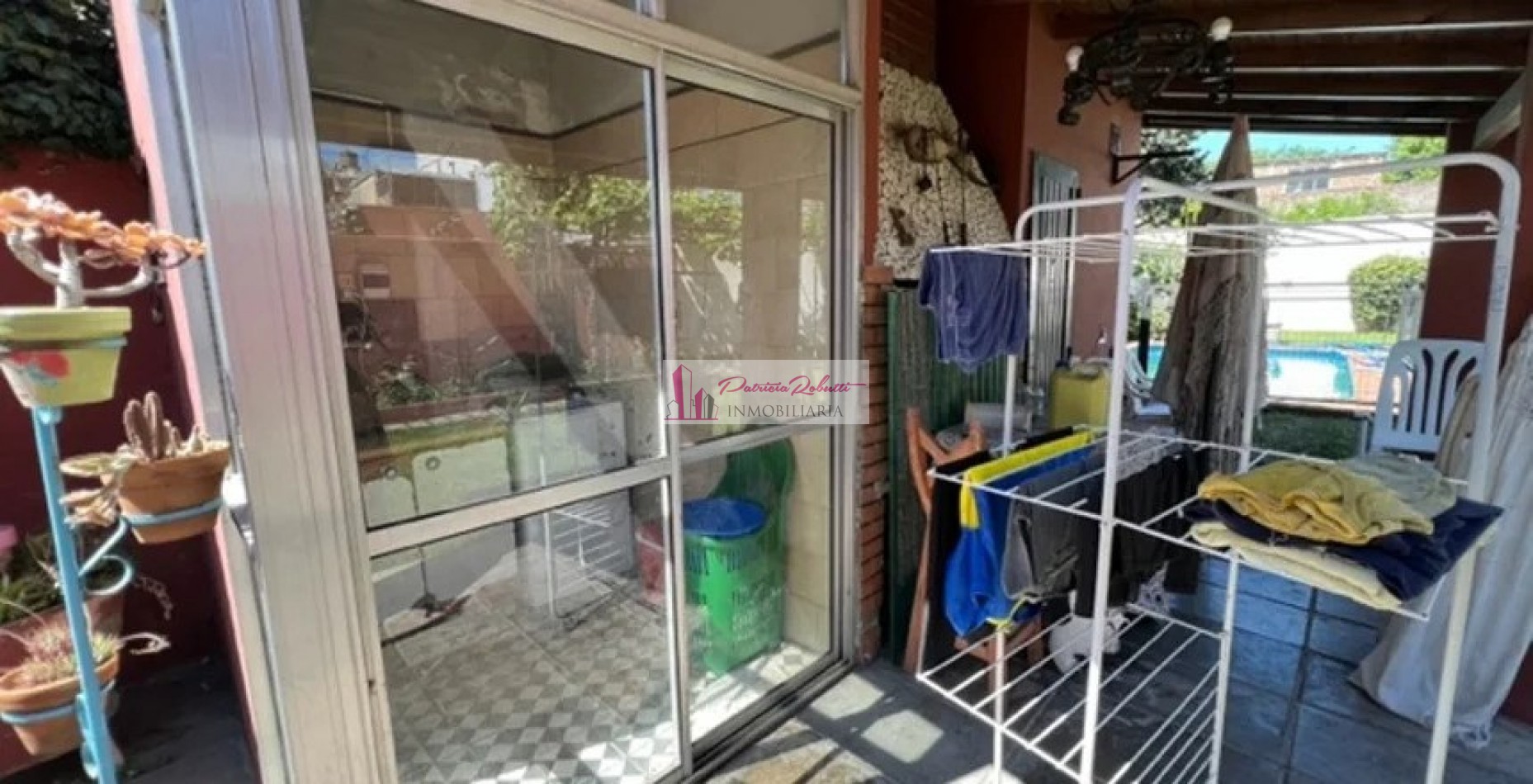 EN VENTA CASA 4 AMBIENTES EN VILLA LUGANO