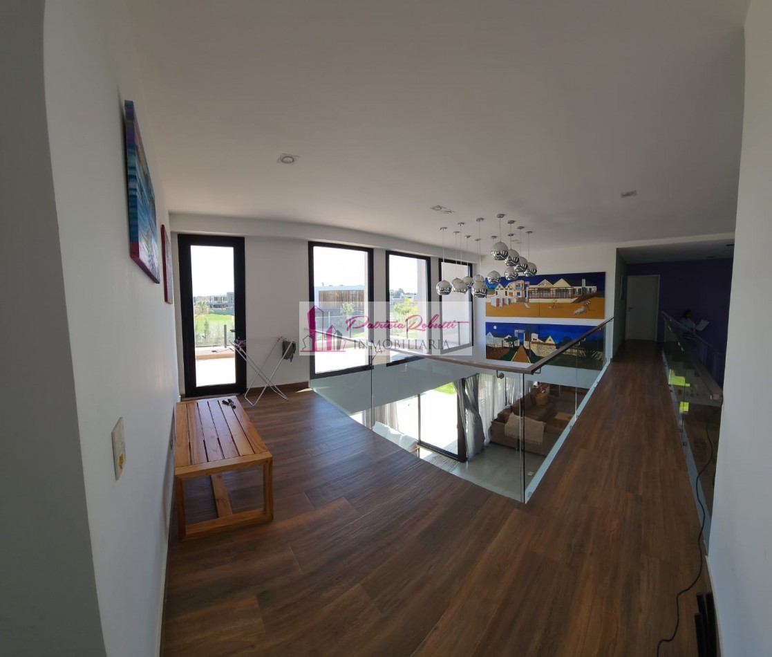 EN VENTA CASA 6 AMBIENTES CON PISCINA Y 2 COCHERAS EN BARRIO PRIVADO LAGOS DE CANNING