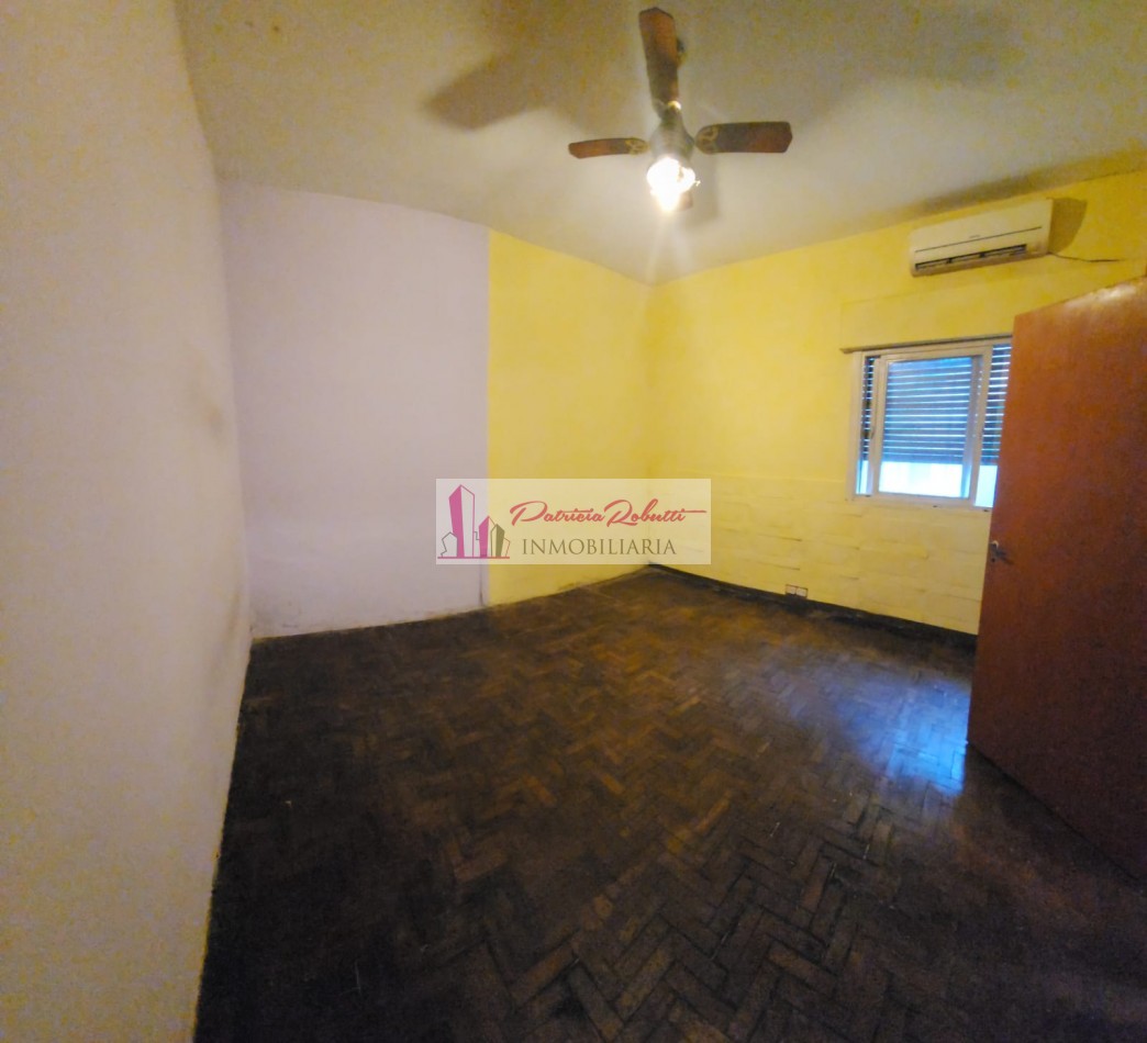 En venta Ph 4 ambientes con patio y terraza y espacio complementario monoambiente con baño y jardin. MULTIFAMILIAR en Villa Celina