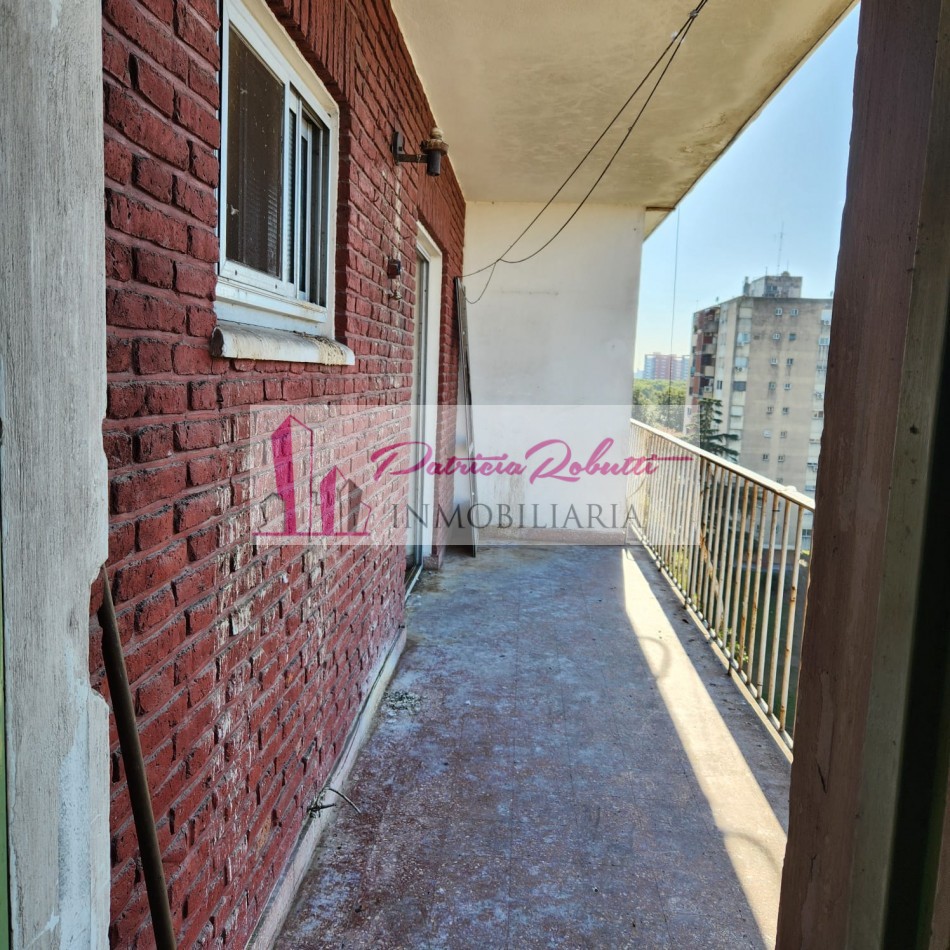 EN VENTA DEPARTAMENTO 3 AMBIENTES BARRIO GRAL PAZ EDIFICIO 5 VILLA CELINA
