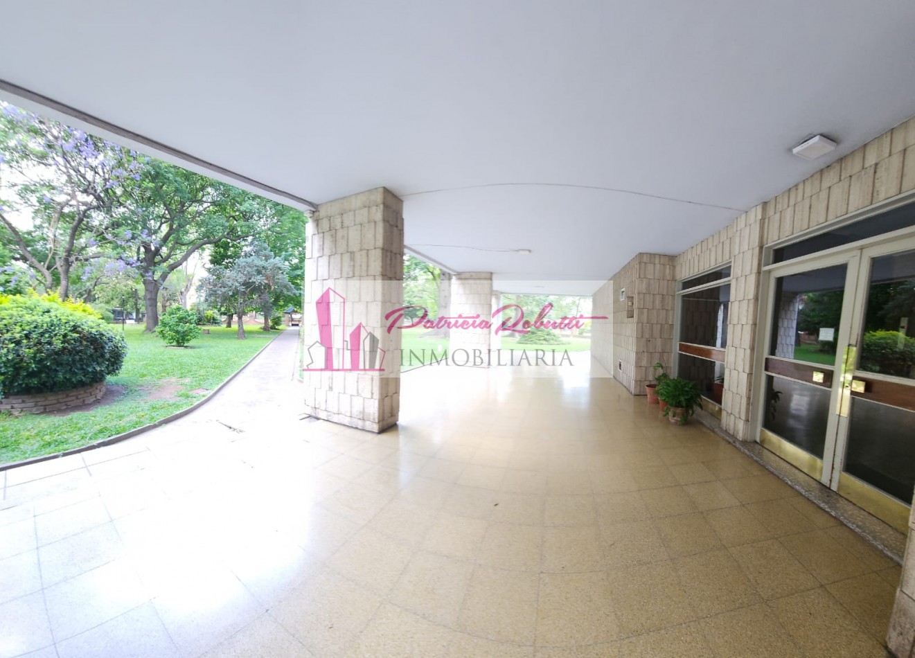 EN VENTA DEPARTAMENTO 3 AMBIENTES CON COCHERA -VILLA CELINA.