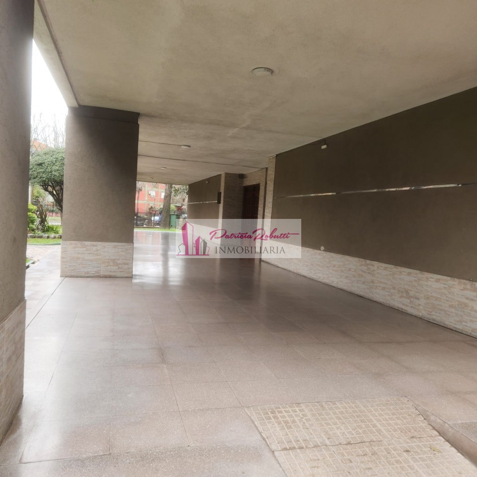 EN VENTA DEPARTAMENTO 3 AMBIENTES CON COCHERA -VILLA CELINA.
