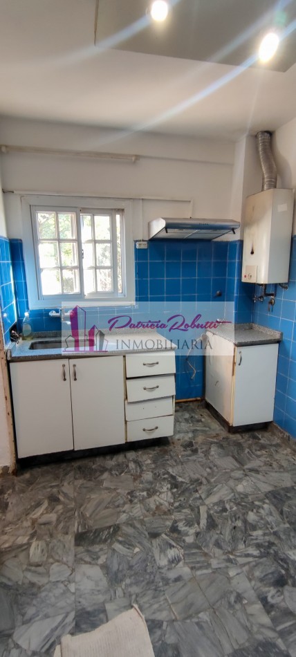 EN VENTA DEPARTAMENTO TIPO DUPLEX 4 AMBIENTES EN VILLA CELINA.