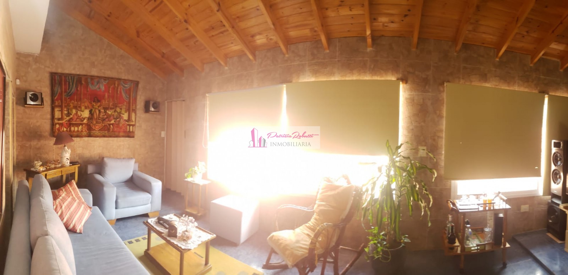 SE VENDE CASA 5 AMBIENTES CON PARQUE Y PISCINA VILLA CELINA