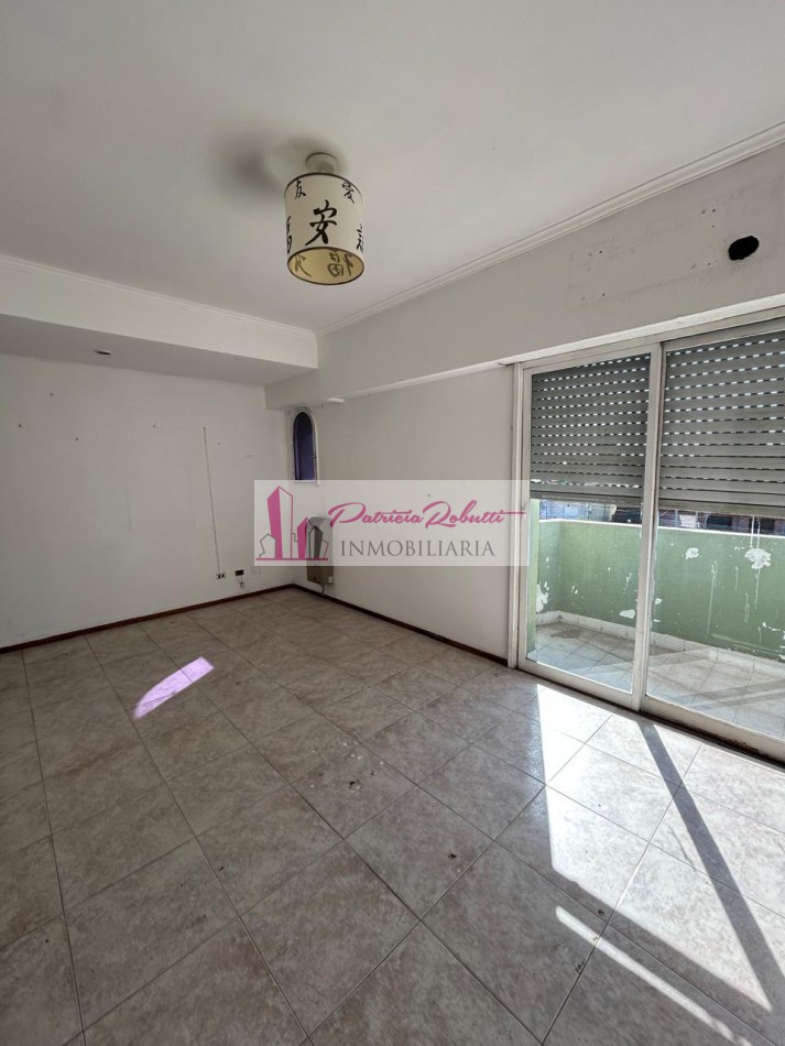 EN VENTA DEPARTAMENTO MONOAMBIENTE RECICLADO OPORTUNIDAD SOBRE VELEZ SARFIELD - CIUDAD MADERO.