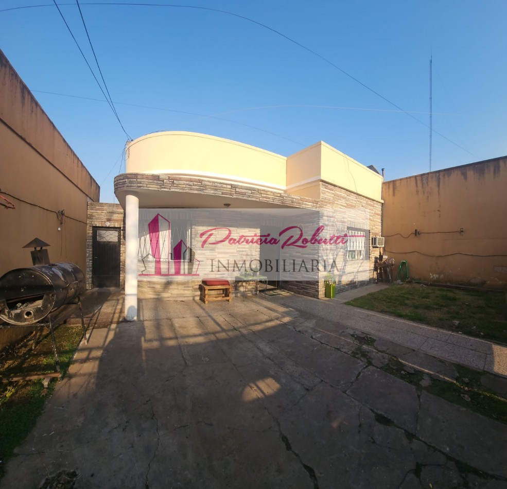EN VENTA CASA 4 AMBIENTES EN VILLA LUGANO- LOTE 10 X 29.70- MULTIFAMILIAR