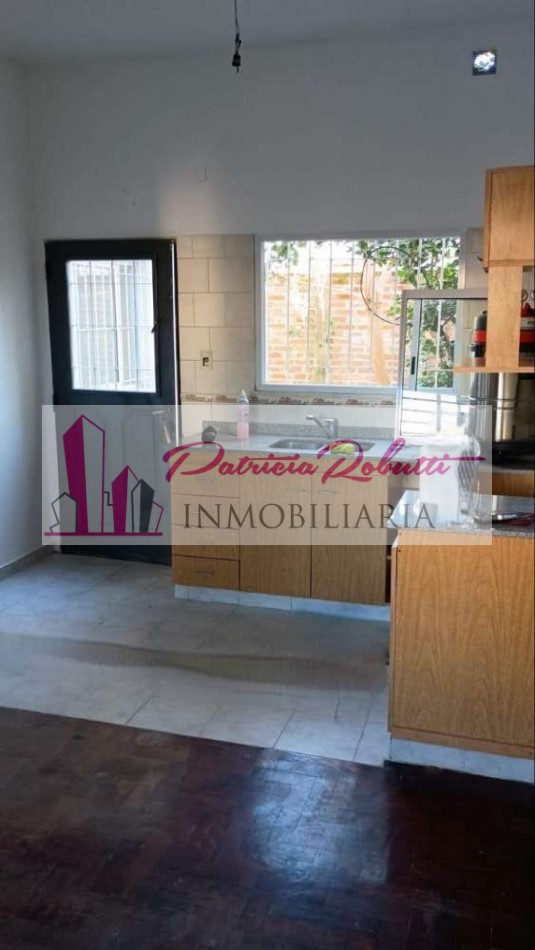 EN VENTA DEPARTAMENTO 3 AMBIENTES EN VILLA LUZURIAGA.