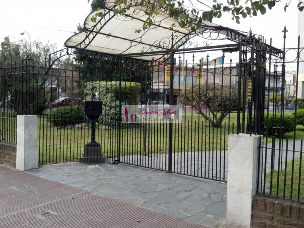 EN VENTA DEPARTAMENTO 3 AMBIENTES CON COCHERA -VILLA CELINA