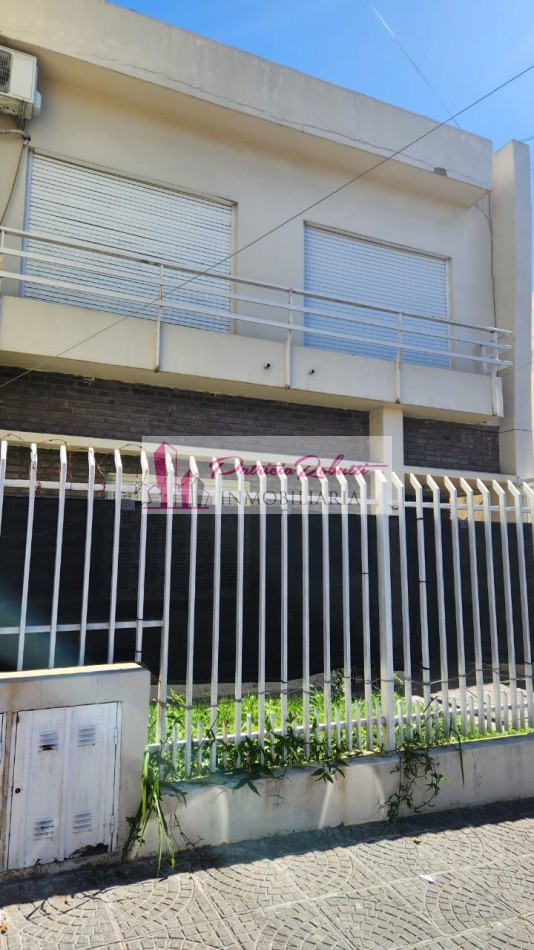 EN VENTA CASA MULTIFAMILIAR EN VILLA CELINA POLO TEXTIL LOTE.