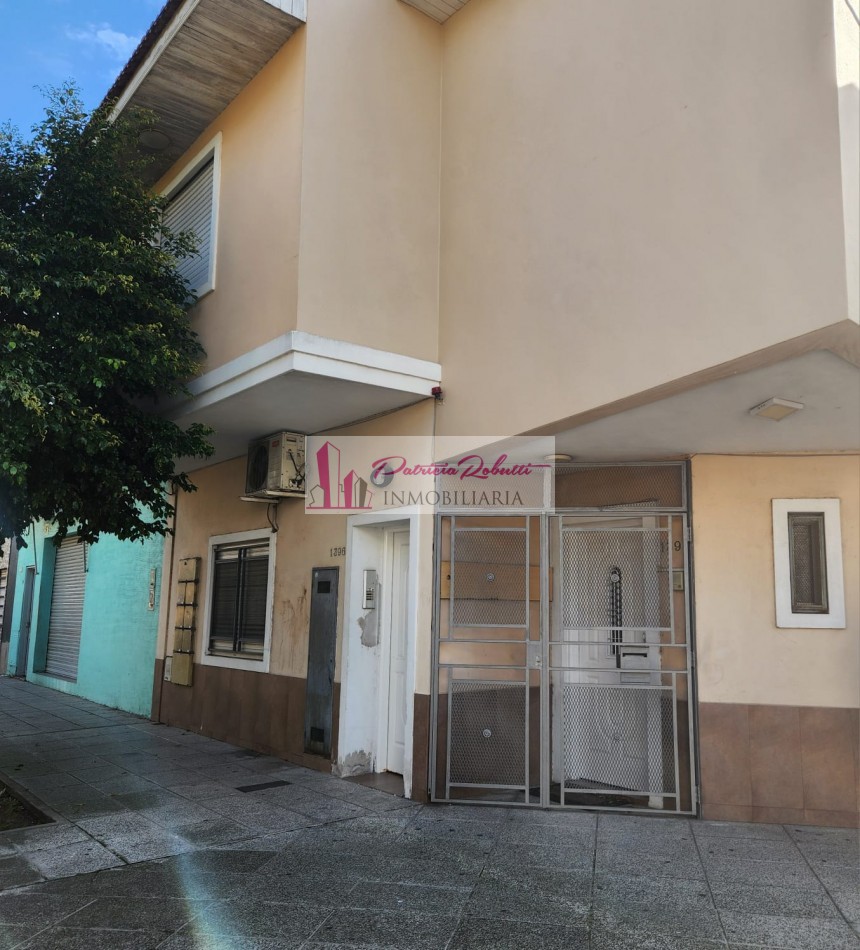 EN VENTA DEPARTAMENTO 2 AMBIENTES AL FRENTE CON BALCON EN VILLA MADERO.