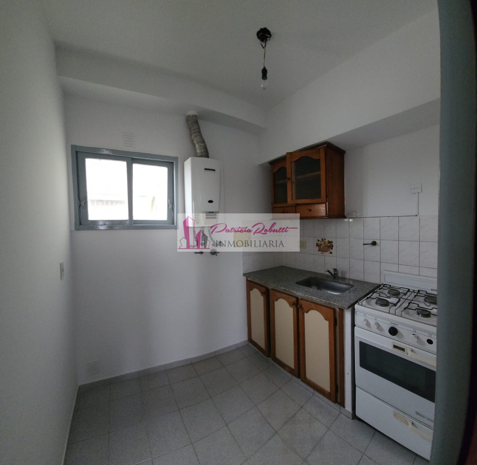 EN VENTA DEPARTAMENTO MONOAMBIENTE RECICLADO OPORTUNIDAD SOBRE VELEZ SARFIELD - CIUDAD MADERO.