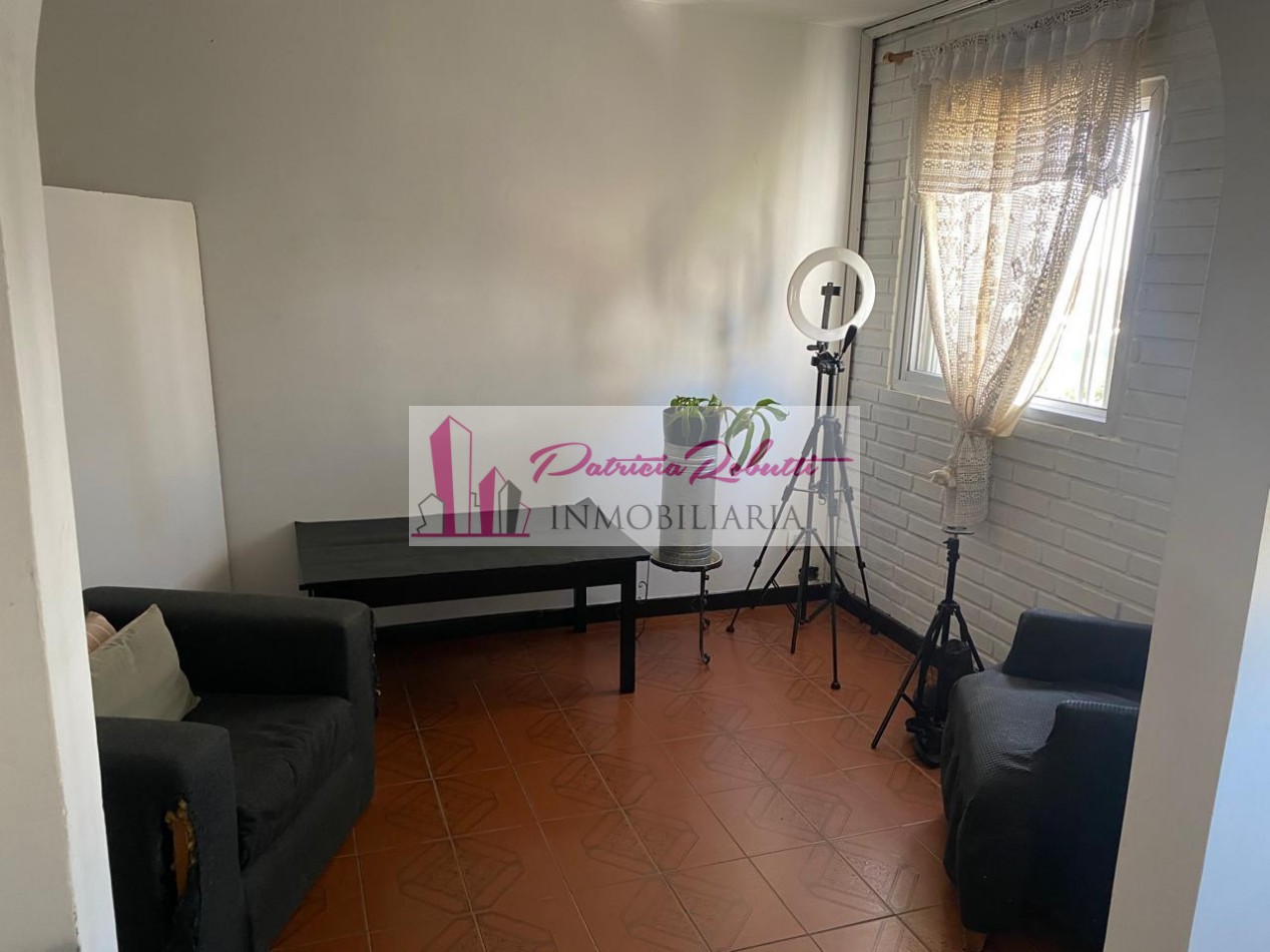 EN VENTA DEPARTAMENTO 5 AMBIENTES EN BARRIO PIEDRABUENA VILLA LUGANO