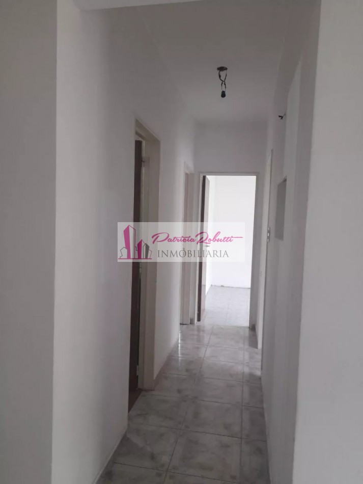 EN VENTA DEPARTAMENTO 4 AMBIENTES EN BARRIO PIEDRABUENA VIEJO VILLA LUGANO.