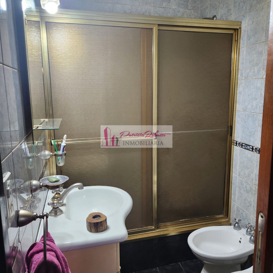 EN  VENTA PH 4 AMB CON PEQUEÑO PATIO Y TERRAZA- VILLA CELINA LA MATANZA