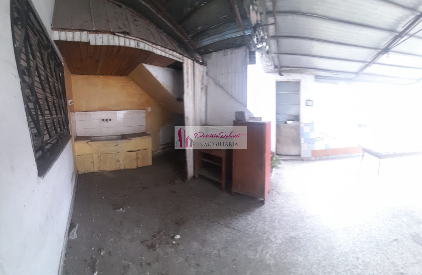 EN VENTA CASA CON LOTE LIBRE TERRENO EN VILLA LUGANO