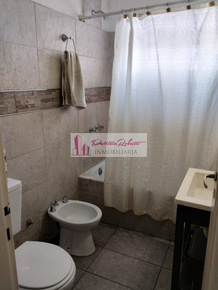 EN ALQUILER DEPTO 3 AMB CON BALCON Y ESPACIO  GUARDA COCHE- BARRIO GENERAL PAZ- VILLA CELINA