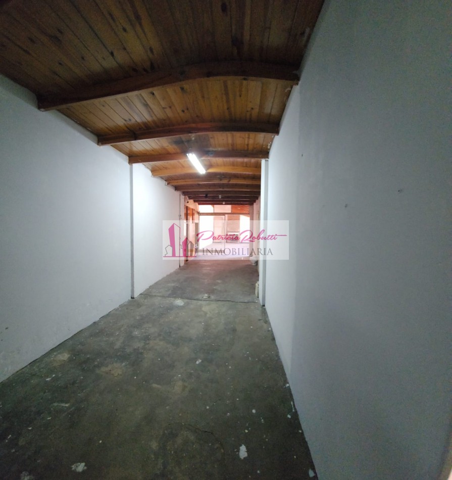 ALQUILER LOCAL COMERCIAL GALPON DEPOSITO VILLA CELINA.