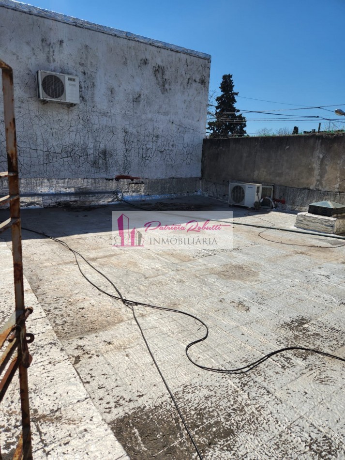 EN VENTA CASA MULTIFAMILIAR EN VILLA CELINA OPORTUNIDAD