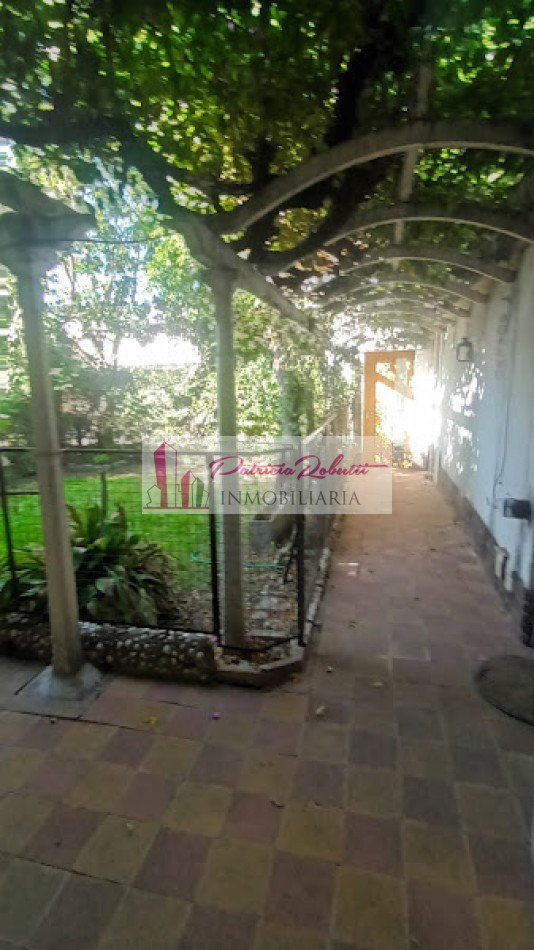 EN VENTA CASA 5 AMBIENTES CON LOTE EN VILLA CELINA ZONA OESTE LA MATANZA
