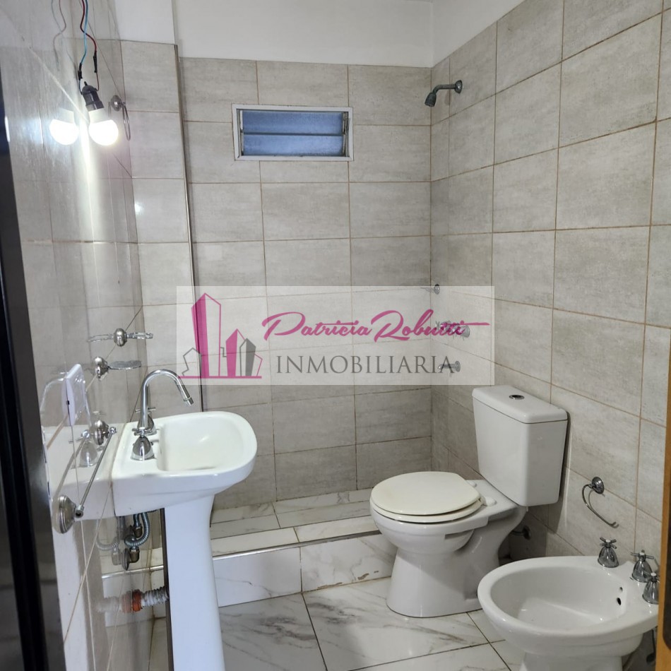 EN ALQUILER DEPARTAMENTO 4 AMBIENTES EN VILLA CELINA.