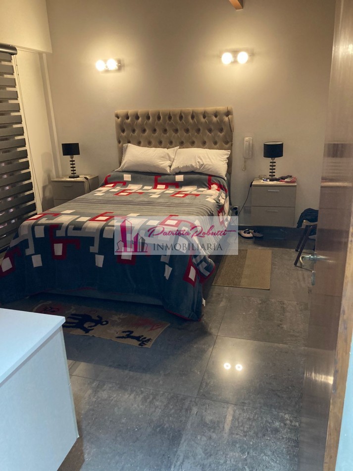 EN VENTA HERMOSA CASA 4 AMBIENTES CON GARAGE, JARDIN, QUINCHO Y PATIO SAN JUSTO