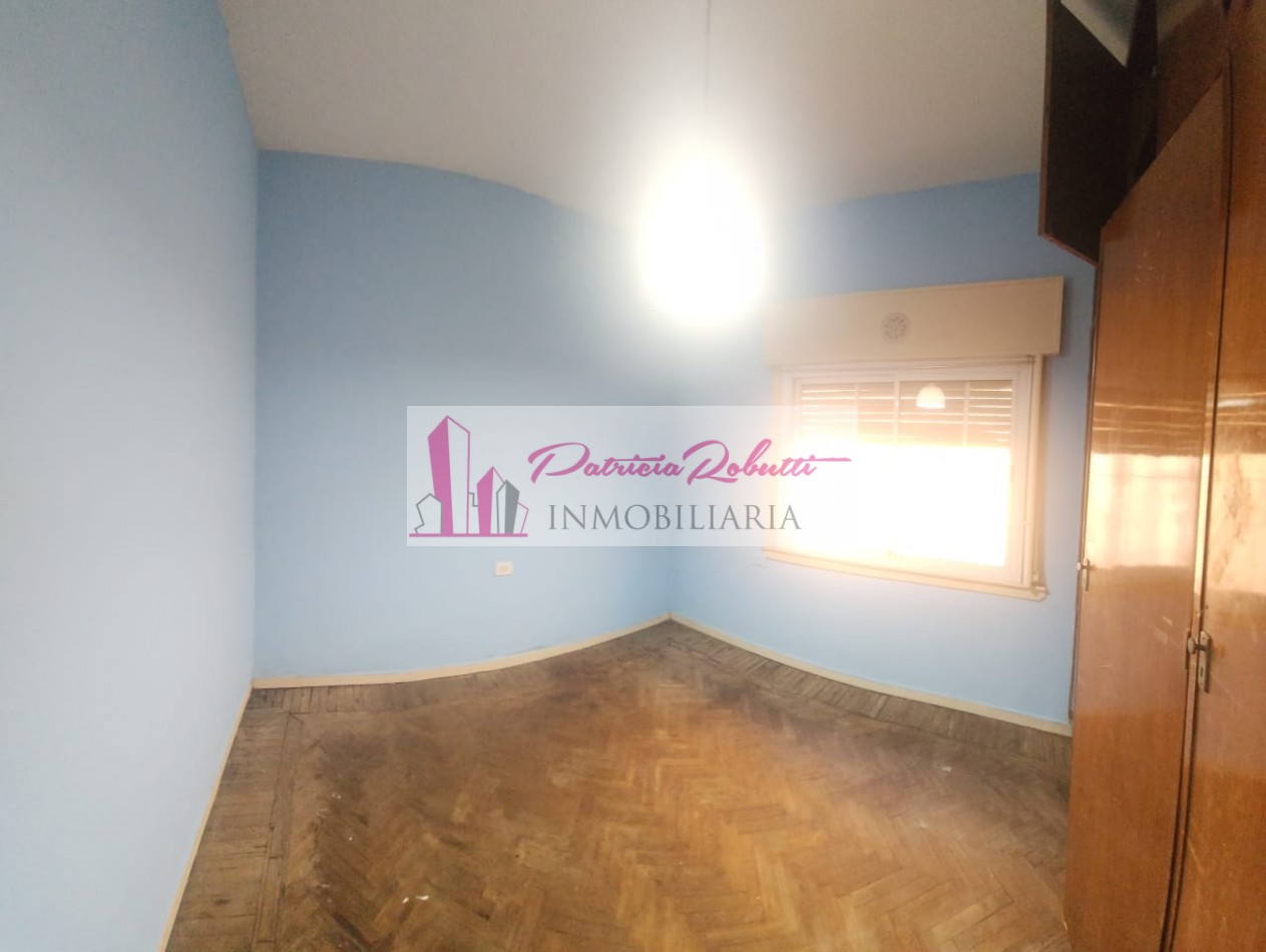 EN VENTA CASA MULTIFAMILIAR EN VILLA CELINA POLO TEXTIL LOTE.