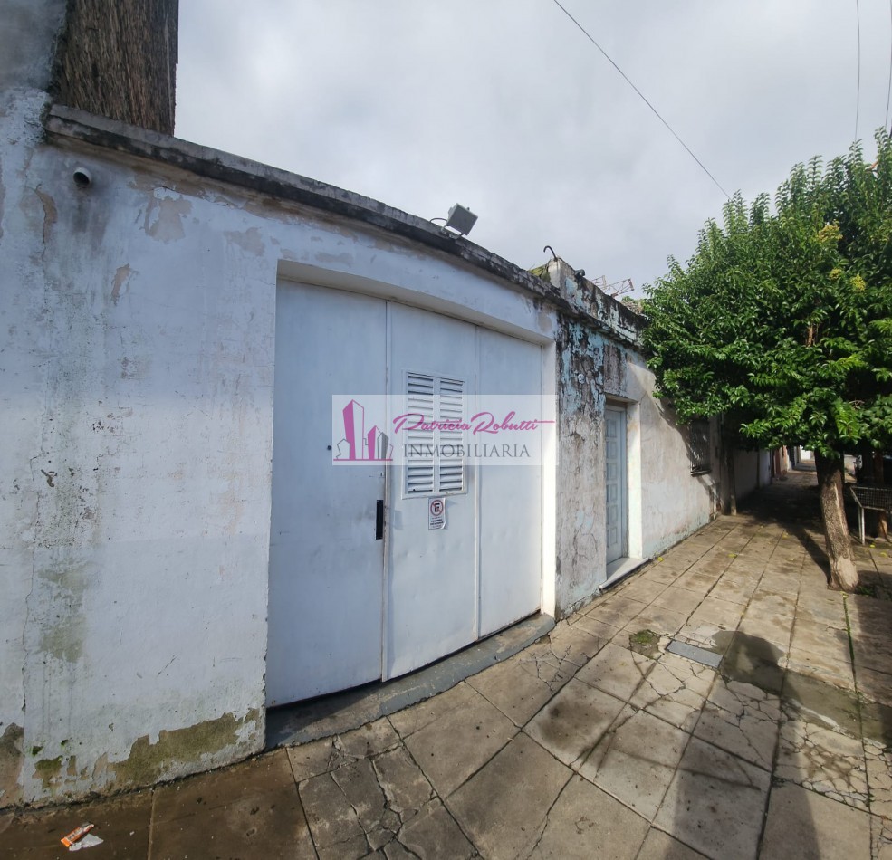 EN VENTA CASA MULTIFAMILIAR CON GRAN LOTE  10 X 43 VILLA CELINA 