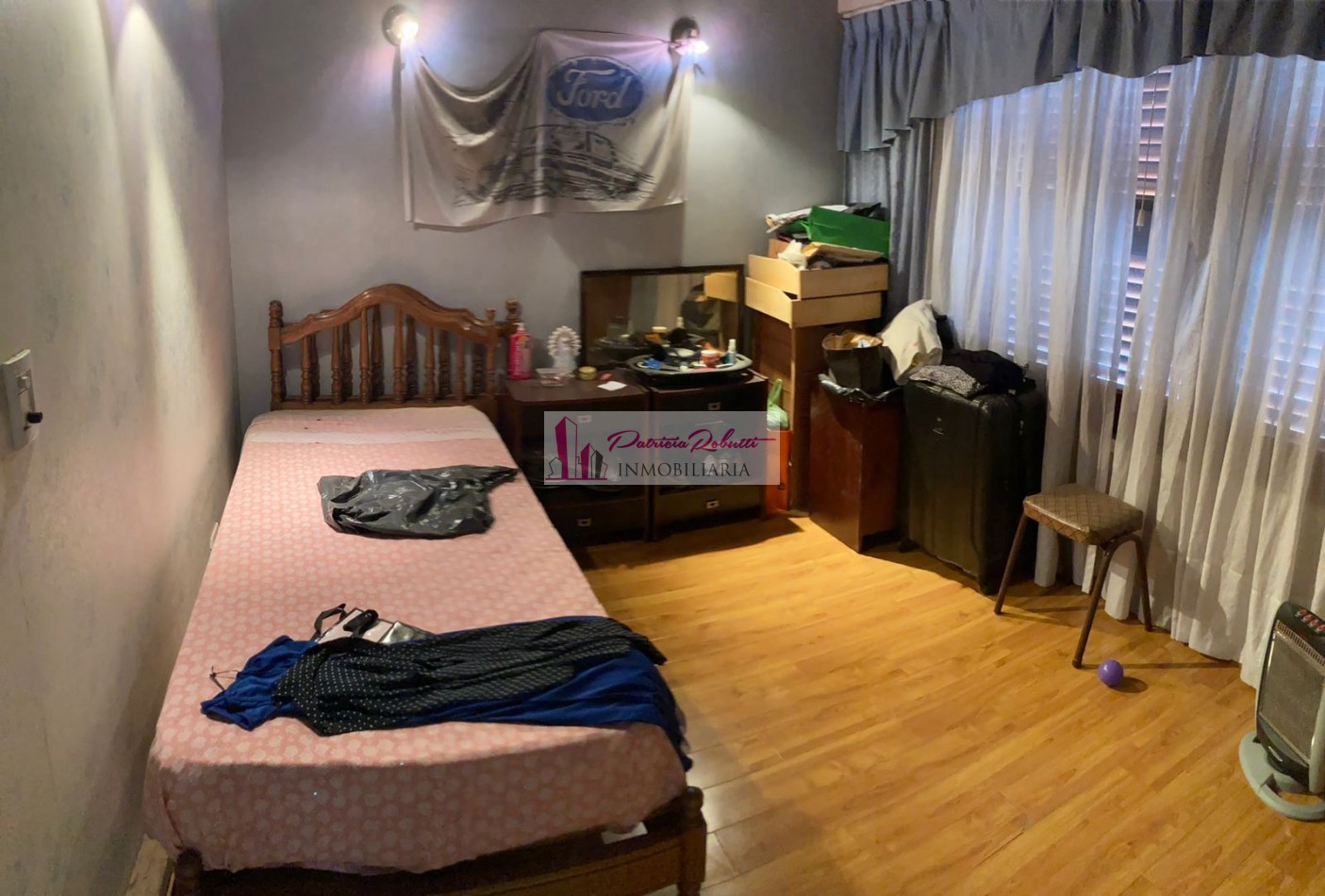 EN VENTA HERMOSA CASA 4 AMBIENTES CON GARAGE, JARDIN, QUINCHO Y PATIO SAN JUSTO