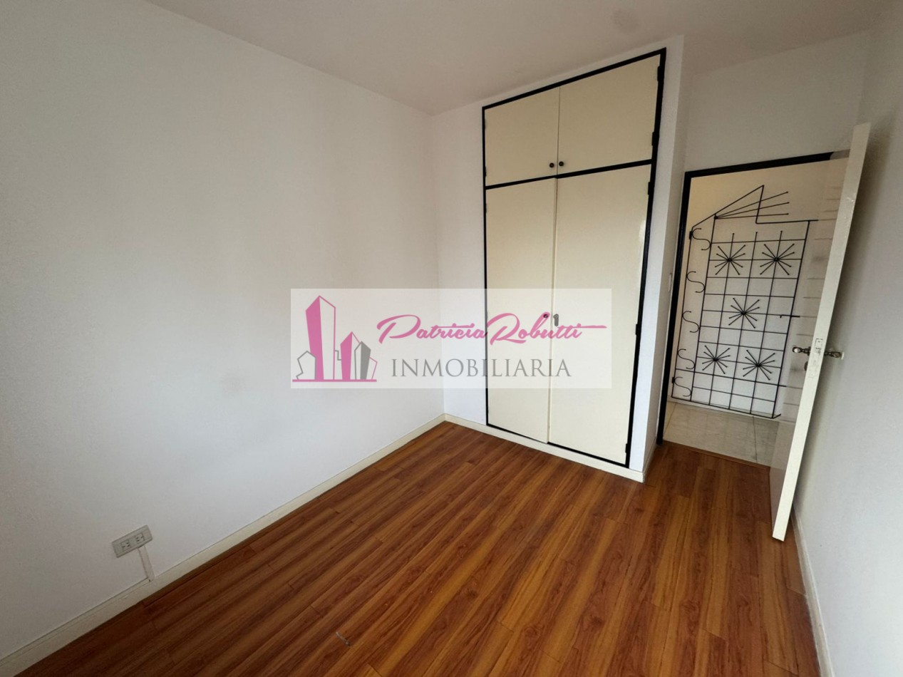 EN VENTA DEPARTAMENTO 4 AMBIENTES CON COCHERA -VILLA CELINA.