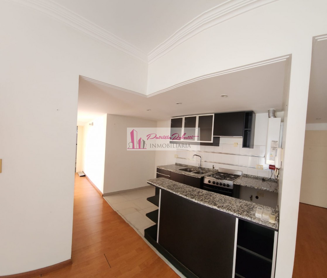 En venta departamento de categoria 3 ambientes con balcon Villa Lugano- cerca del centro comercial.