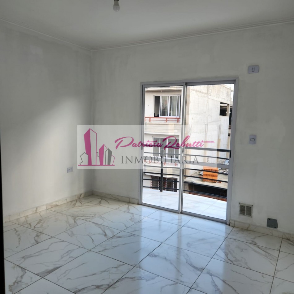 EN ALQUILER DEPARTAMENTO 4 AMBIENTES EN VILLA CELINA.