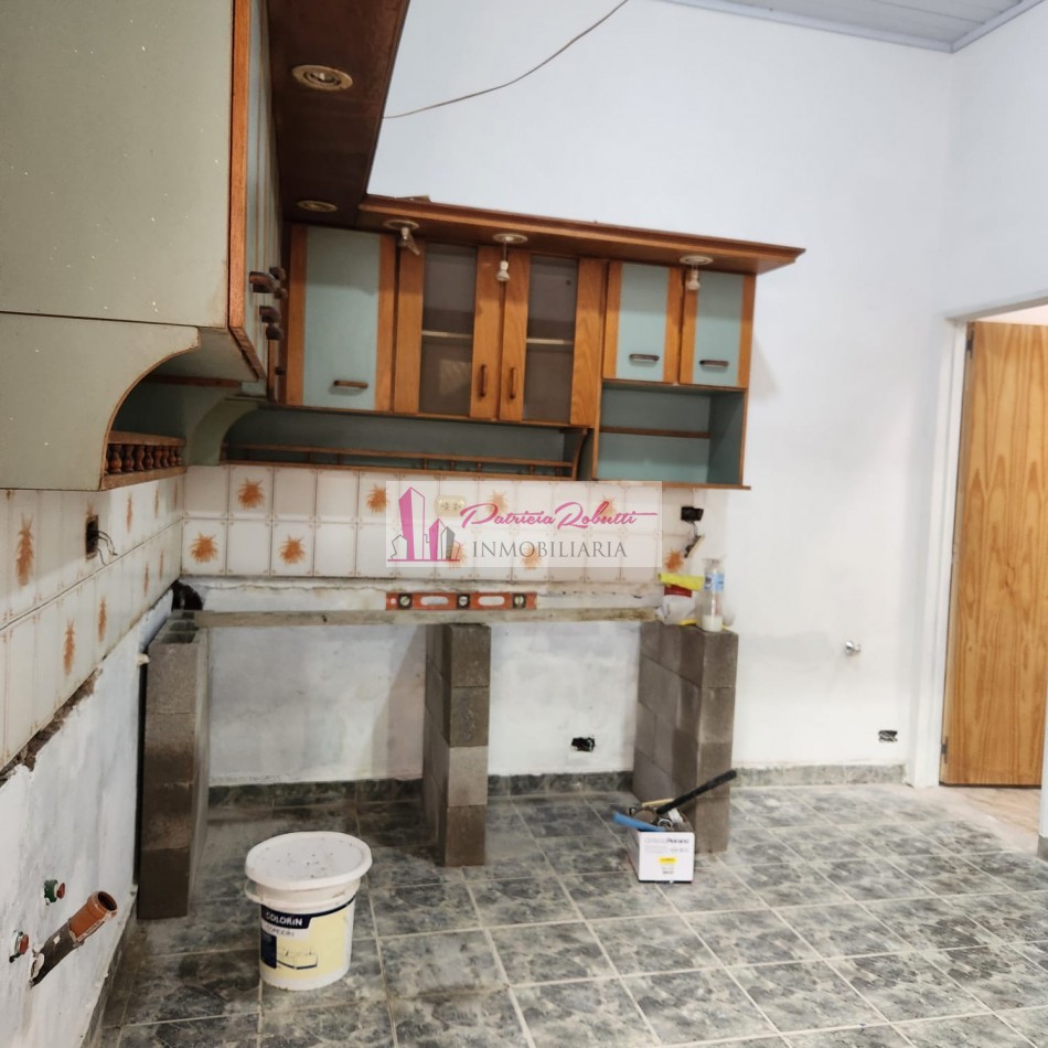 SE ALQUILA LOCAL COMERCIAL CON DEPOSITO EN VILLA CELINA