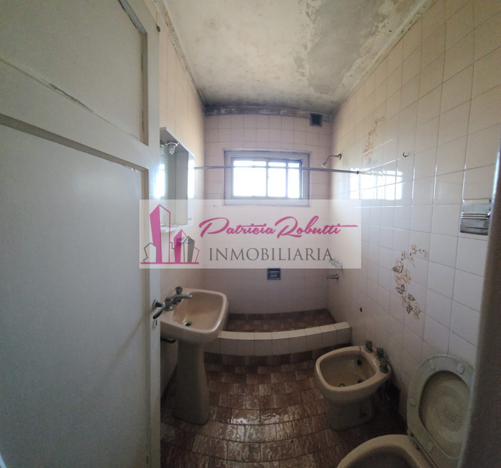 EN VENTA DEPARTAMENTO 3 AMBIENTES BARRIO GRAL PAZ EDIFICIO 5 VILLA CELINA