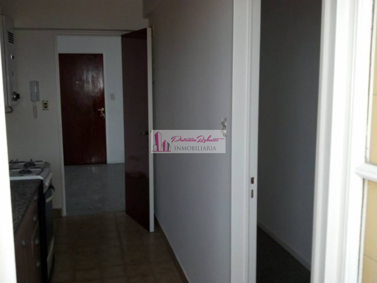 EN VENTA DEPARTAMENTO 3 AMBIENTES CON COCHERA -VILLA CELINA