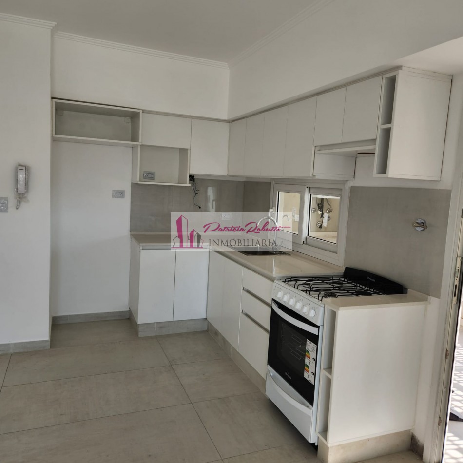 SE ALQUILA DEPTO 2 AMBIENTES CON BALCON PATIO PARRILLA EN VILLA LUGANO